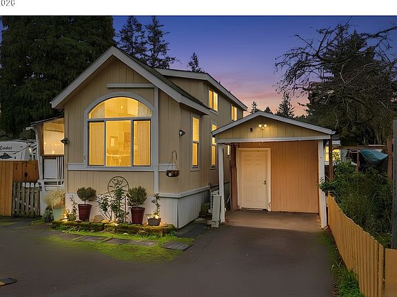 2nd image of 5990 SE King Rd #18