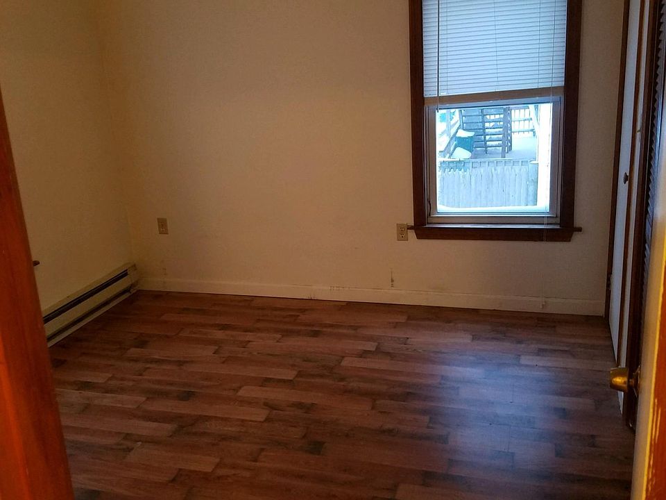 2nd image of 3 Ludlow St APT 1