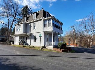 9 Rake St, Harriman, NY 10926