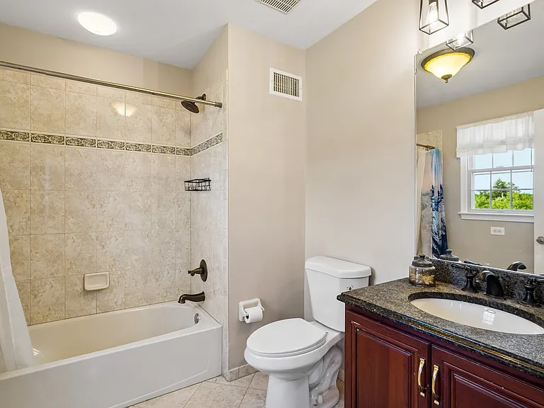 3 Balmoral Dr — Photo 17