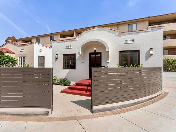 2nd image of 520 S Los Robles Ave #4