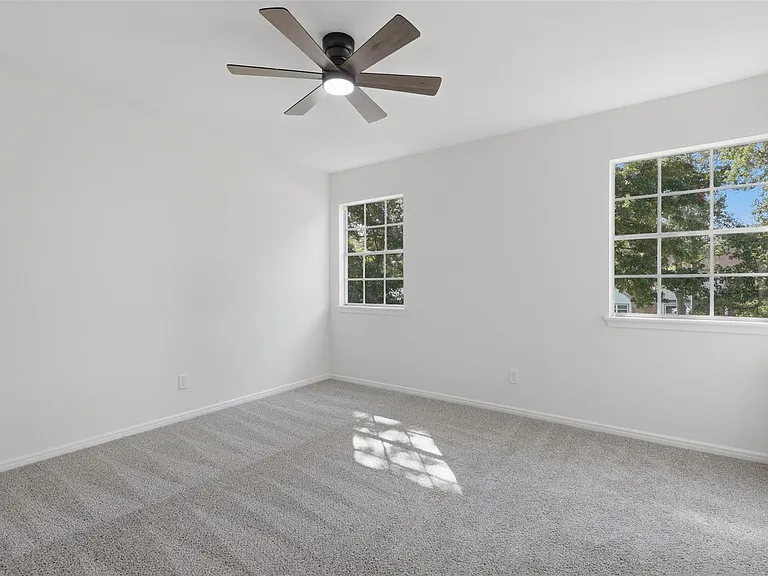 3930 Cypress Hill Dr — Photo 22