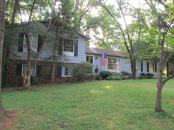 2nd image of 1212 Park Glen Rd