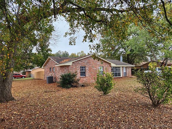 2nd image of 278 Teri Ln