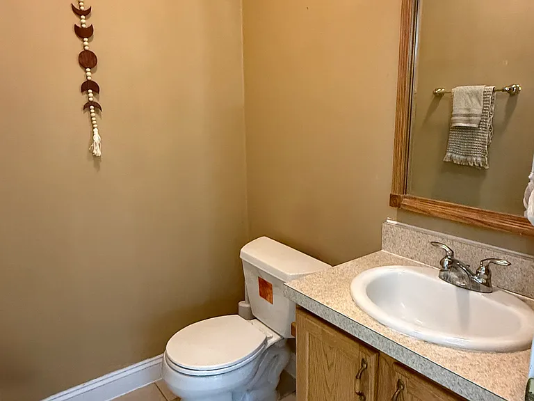 Knowlton Cir — Photo 10