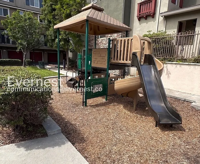 69 Ede Ln — Photo 25