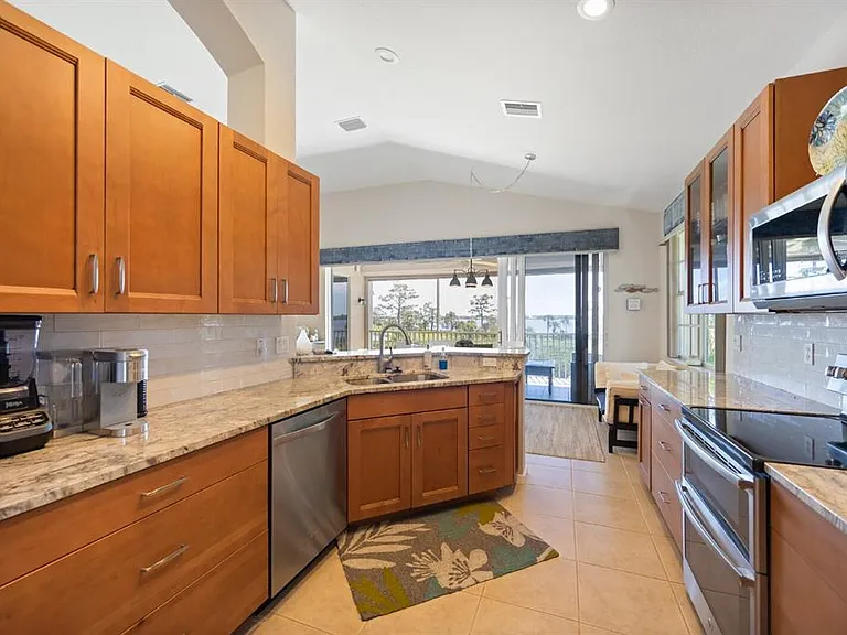 4604 Club Dr #B202 — Photo 14