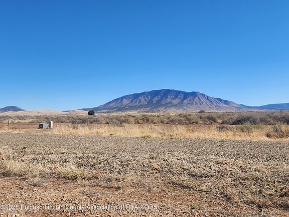 5th image of 212 & 214 Anvil Rd