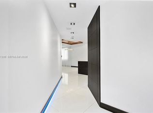 55 SE 6th St APT 1607, Miami, FL 33131