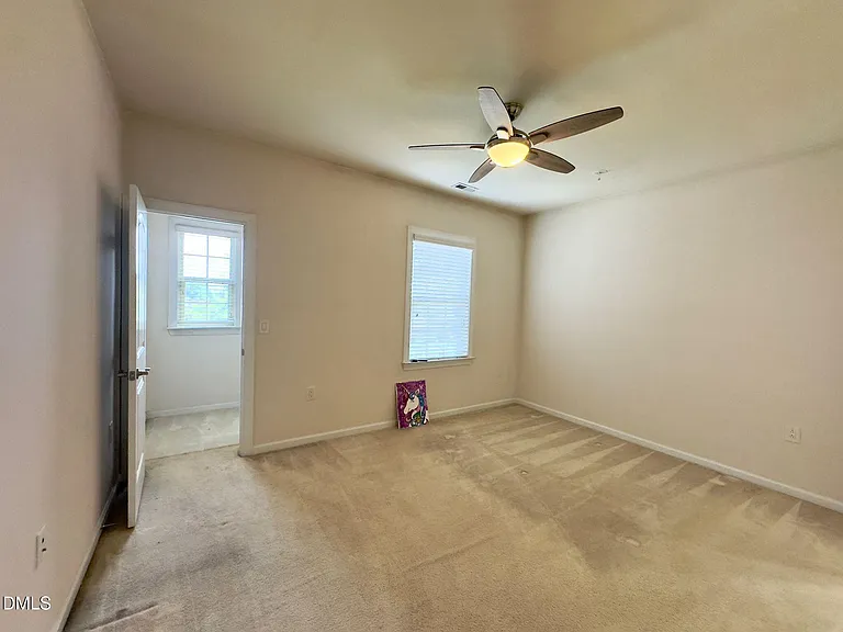 403 Daylin Dr — Photo 45