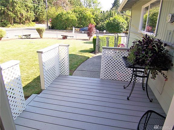 4th image of 4915 76th St E