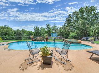 18700 Hickory Hollow Dr, Harrah, OK 73045