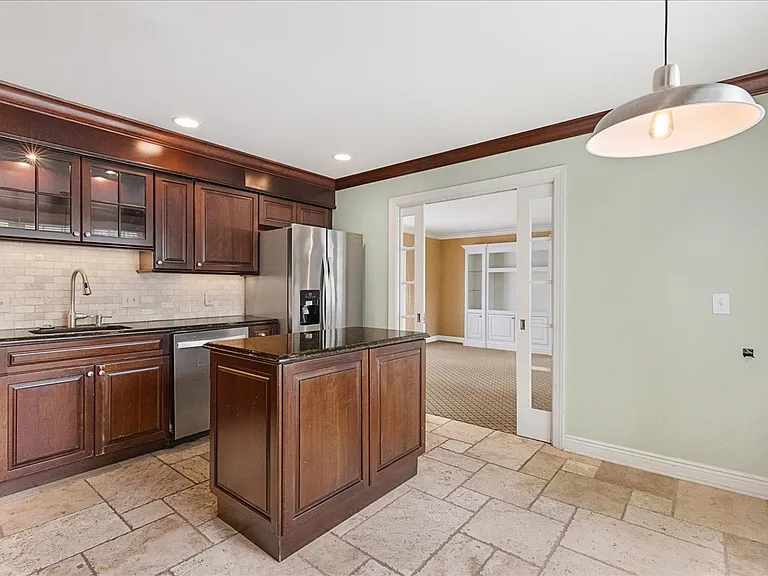 206 Snowden Ln — Photo 11