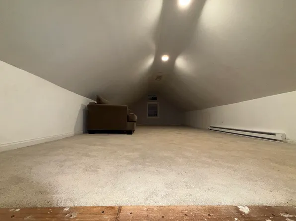 (undisclosed Address), West Sayville, NY 11796