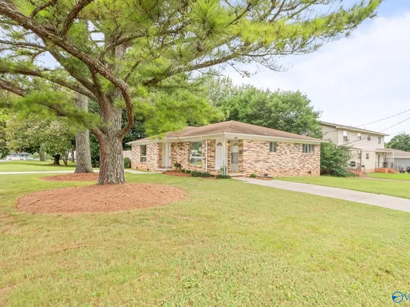 901 Stevens Ct NE, Huntsville, AL 35801