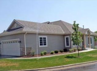 21671 S Weather Edge Cir, Lannon, WI 53046