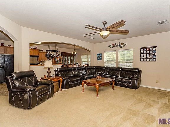3rd image of 13099 Catahoula Dr
