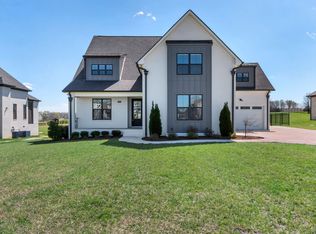 3006 Ora Ln, Spring Hill, TN 37174