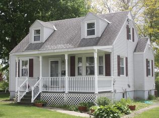 5 Woodrow Rd, Amsterdam, NY 12010