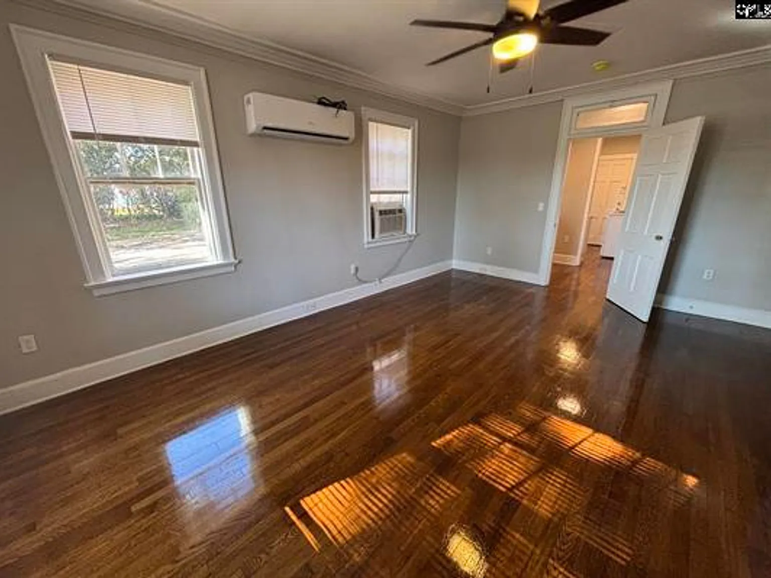 1219 Elwmood Ave — Photo 1