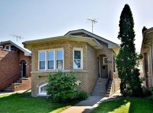 3529 N Oriole Ave, Chicago, IL 60634