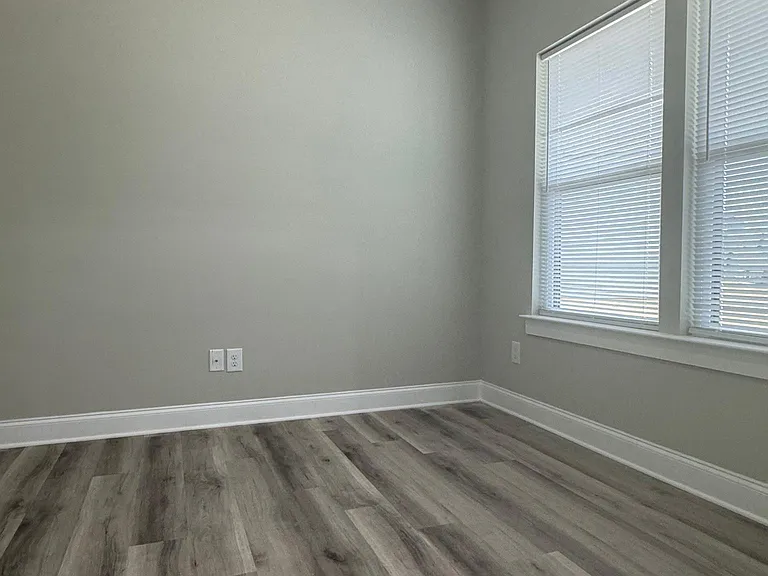 Office/Den (Downstairs)