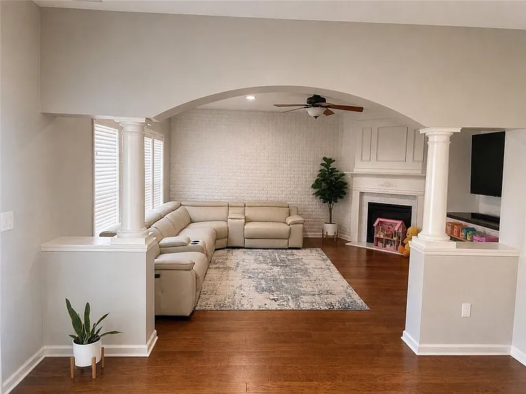 3215 Warbler Way — Photo 6