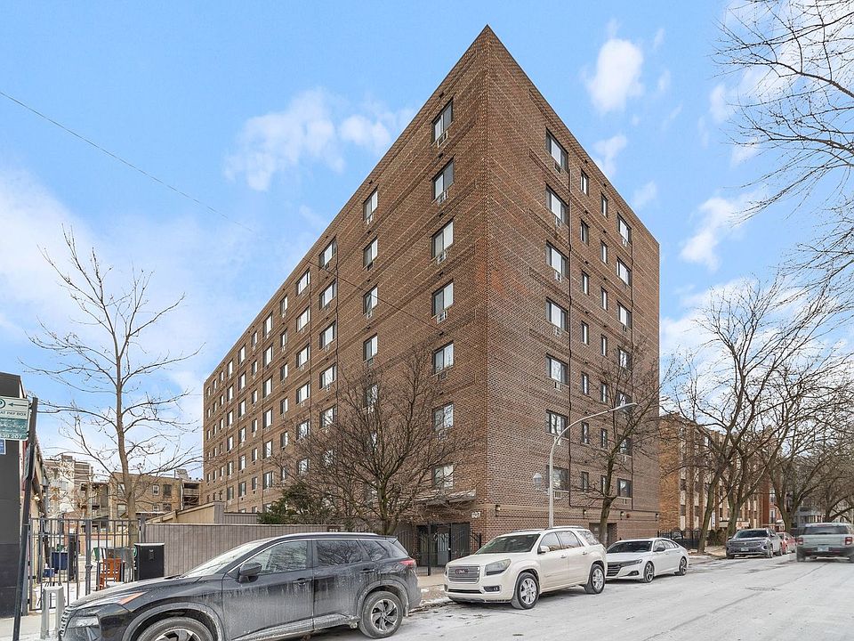 1st image of 607 W Wrightwood Ave APT 407