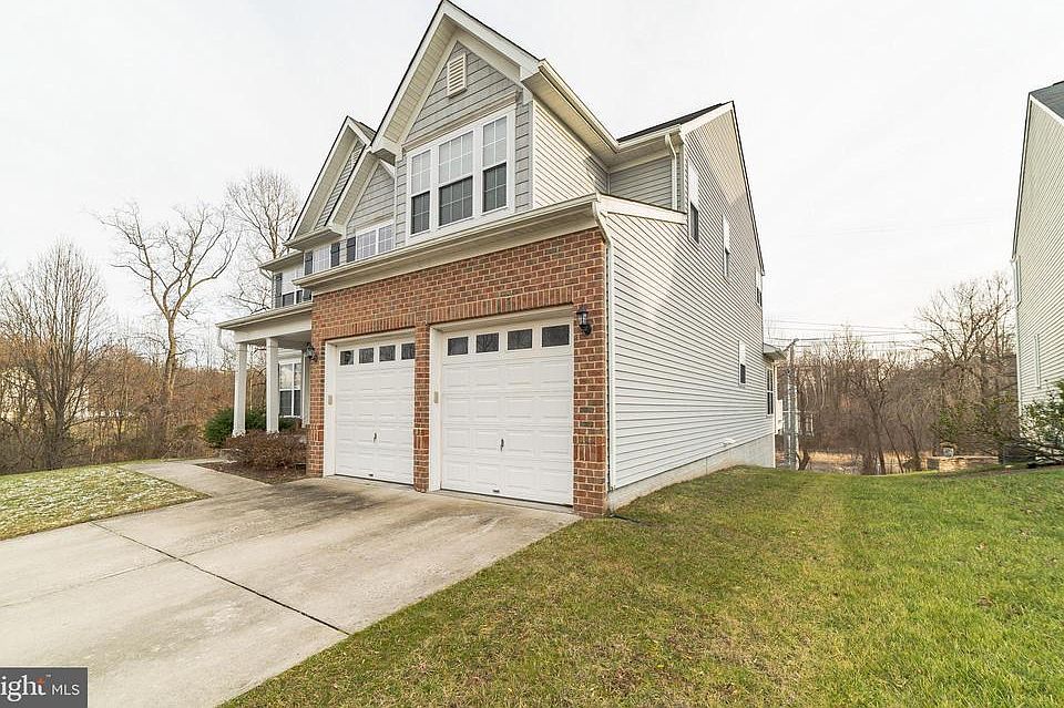 2nd image of 3425 Tewkesbury Rd