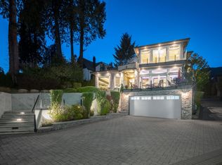 2567 Lawson Ave, West Vancouver, BC