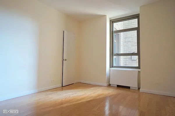 Rented by Citi Habitats | media 11