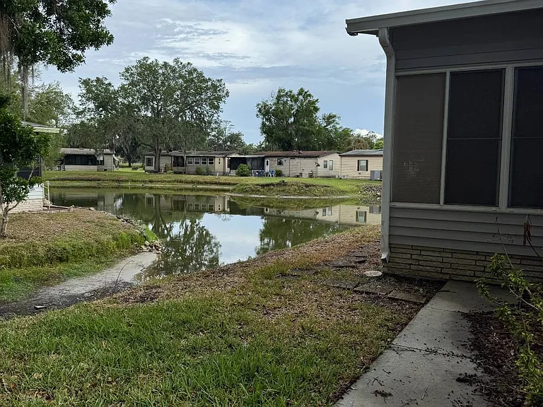 407 Whisper Oaks Dr #407 — Photo 16