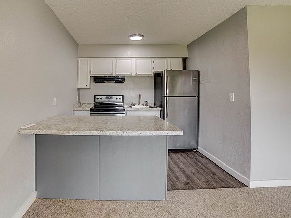 5th image of 42 W Mike Ave #1B-1Ba-565Sqft