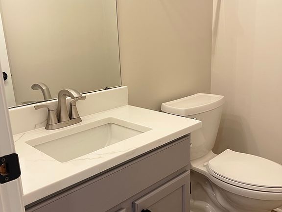 5th image of 10115 Saint George Cir