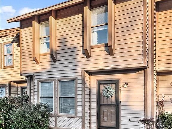2nd image of 1408 Woodscape Ln