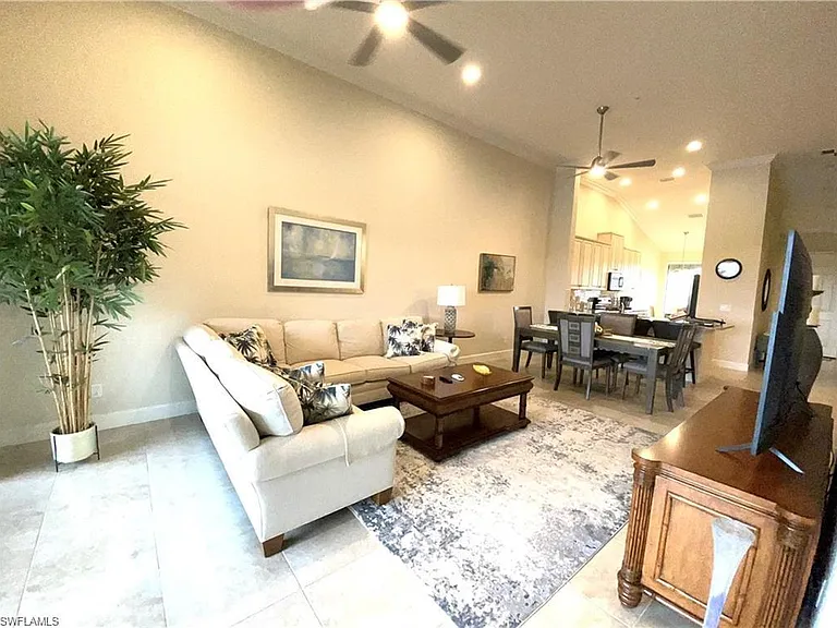 9426 Benvenuto Ct #203 — Photo 10