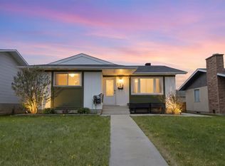 124 S Maitland Dr NE, Calgary, AB T2A 5A5
