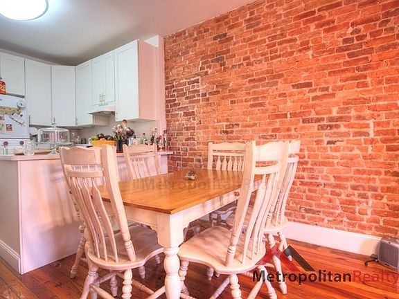 4th image of 1504 8th Ave #4RIGHT