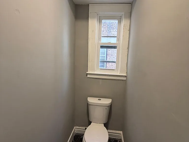 845 S 19th St #2R — Photo 5