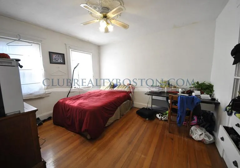 52 Montfern Ave #3 — Photo 35