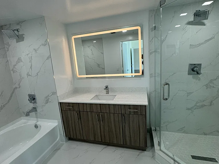 110 SW 13th St #802 — Photo 4