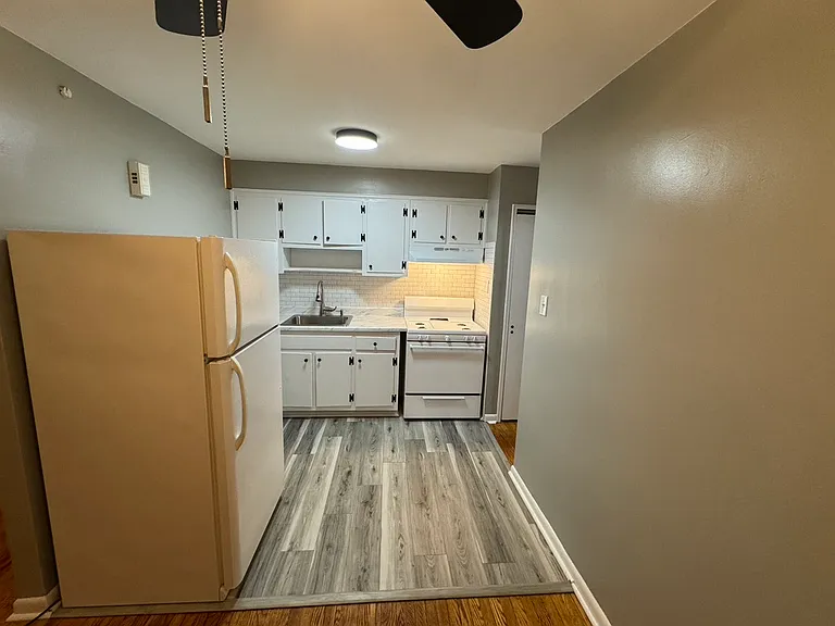 7231 Oxford Ave #3 — Photo 15