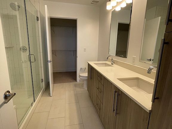 3rd image of 7500 NW 104th Ave #304