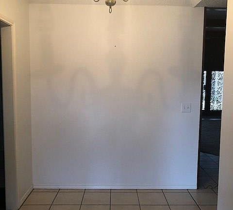 3rd image of 6604 Dunbar Dr