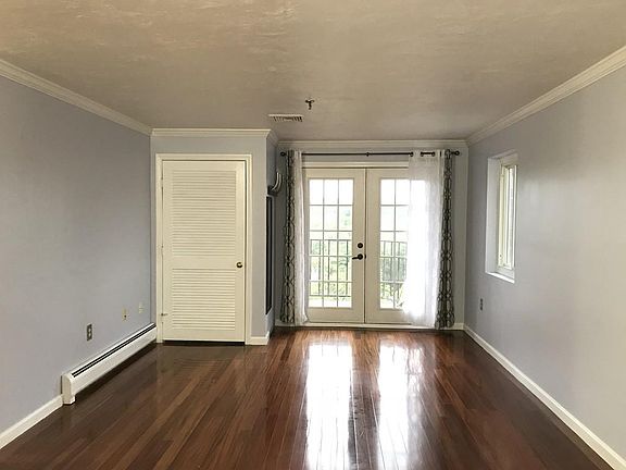 3rd image of 230 Willard St Unit 804