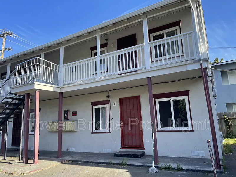 1 bed, 1.0 bath, $1,400 — Photo 2