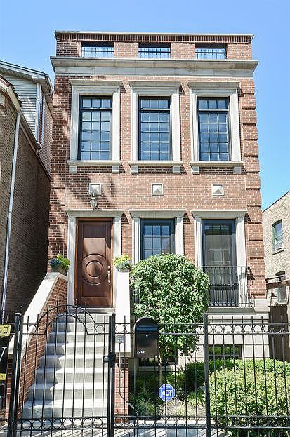 1st image of 2244 W Dickens Ave