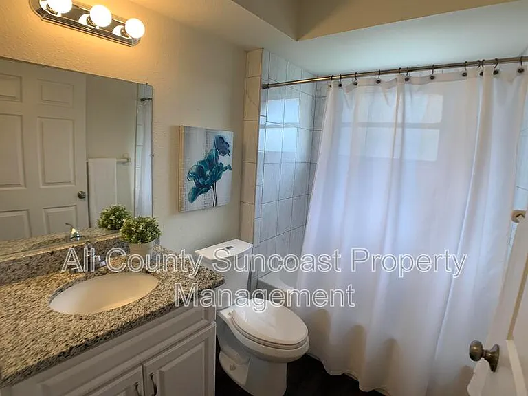 7450 35th St N #104 — Photo 6