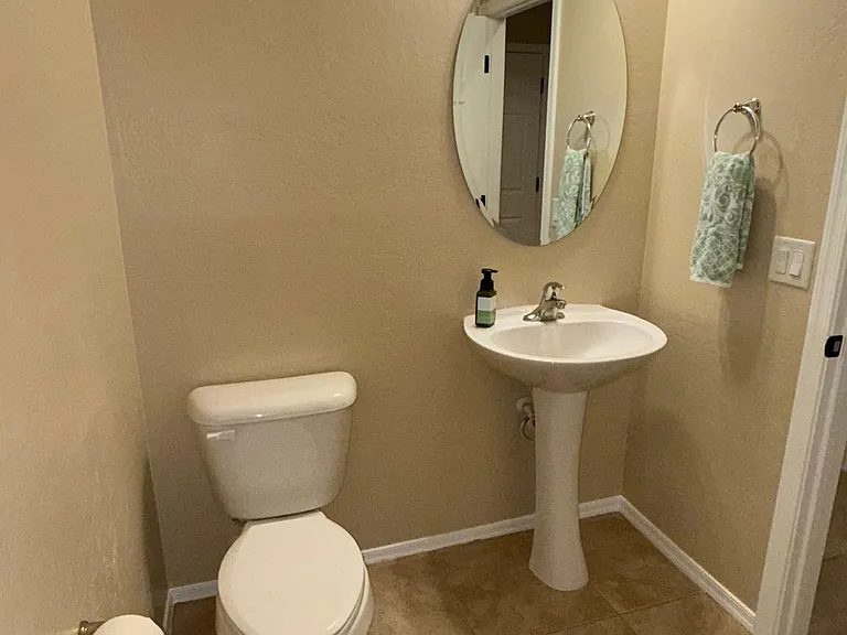 18328 W Saguaro Ln — Photo 15