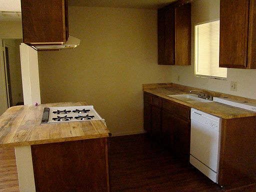 4th image of 15473 Tokay St APT B